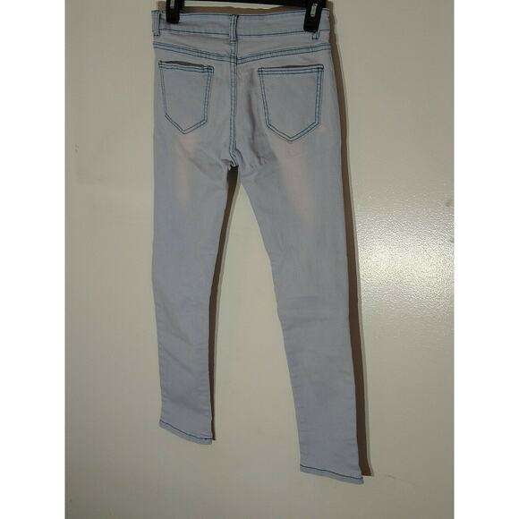 Fredd Marshall Girls distressed 12 Light Wash Skinny Pants Inseam 24” Cotton P3 - Picture 4 of 10